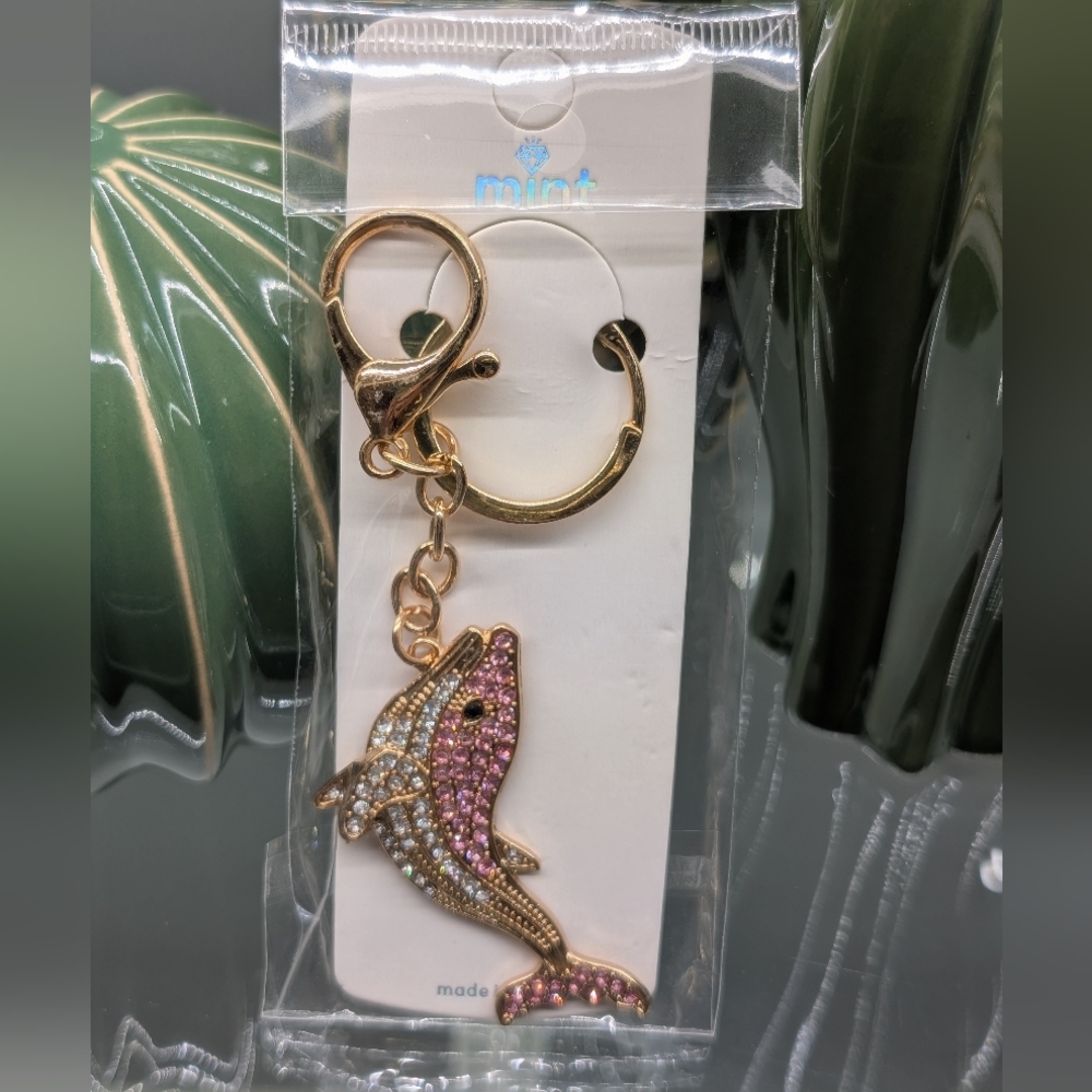 Mint Gold Whale/Dolphin Keychain/Bagcharm with Pink Rhinestones